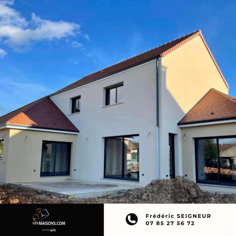 Construction d'une maison Fontenay-Trésigny (77610) 289 330 €