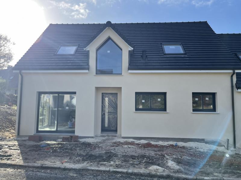 Construction d'une maison à Fontaine-sous-préaux (76) en Avril 2022